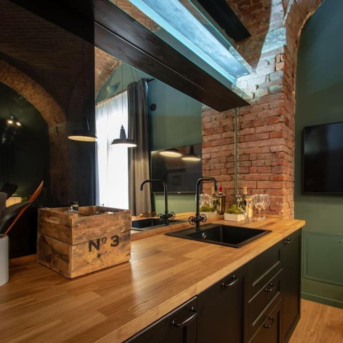 Casa Bellezia- Design E Storia Nel Cuore Di Torino Turim Exterior foto
